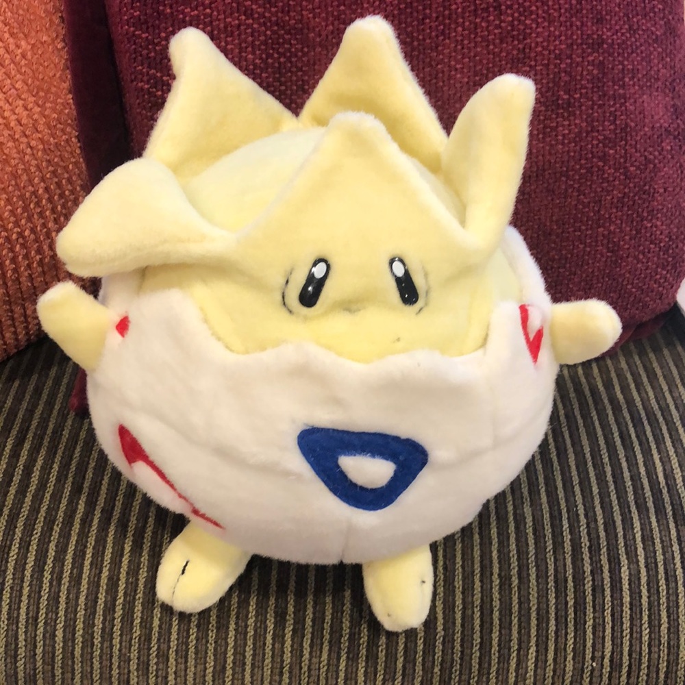 Vintage Pokémon Togepi plush 10”H Hasbro Tomy game brand 1999